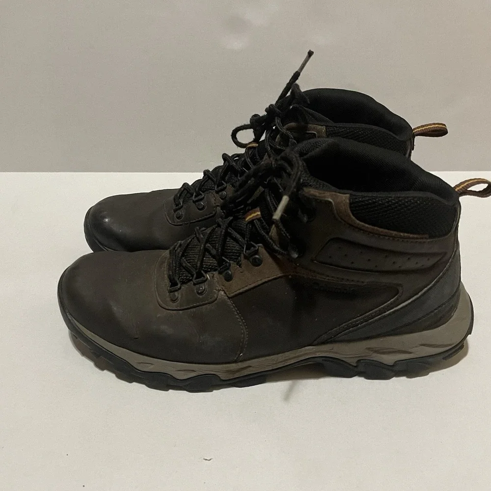 Columbia Men's Newton Ridge Plus II Water Proof Hiking BM3970-231 Brown Size 14